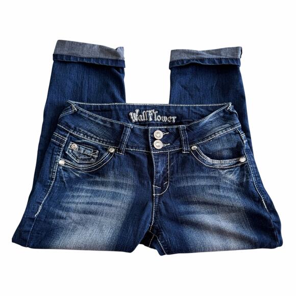 Wallflower Denim - Vintage WallFlower Embellished Low Rise Denim Capris